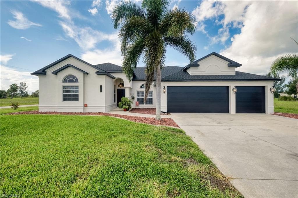 1718 NW 14th TER CAPE CORAL, FL 33993