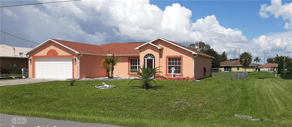 827 Sea Urchin CIR FORT MYERS, FL 33913