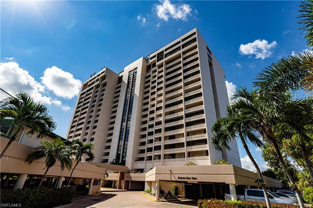 5260 S Landings DR 1405 FORT MYERS, FL 33919
