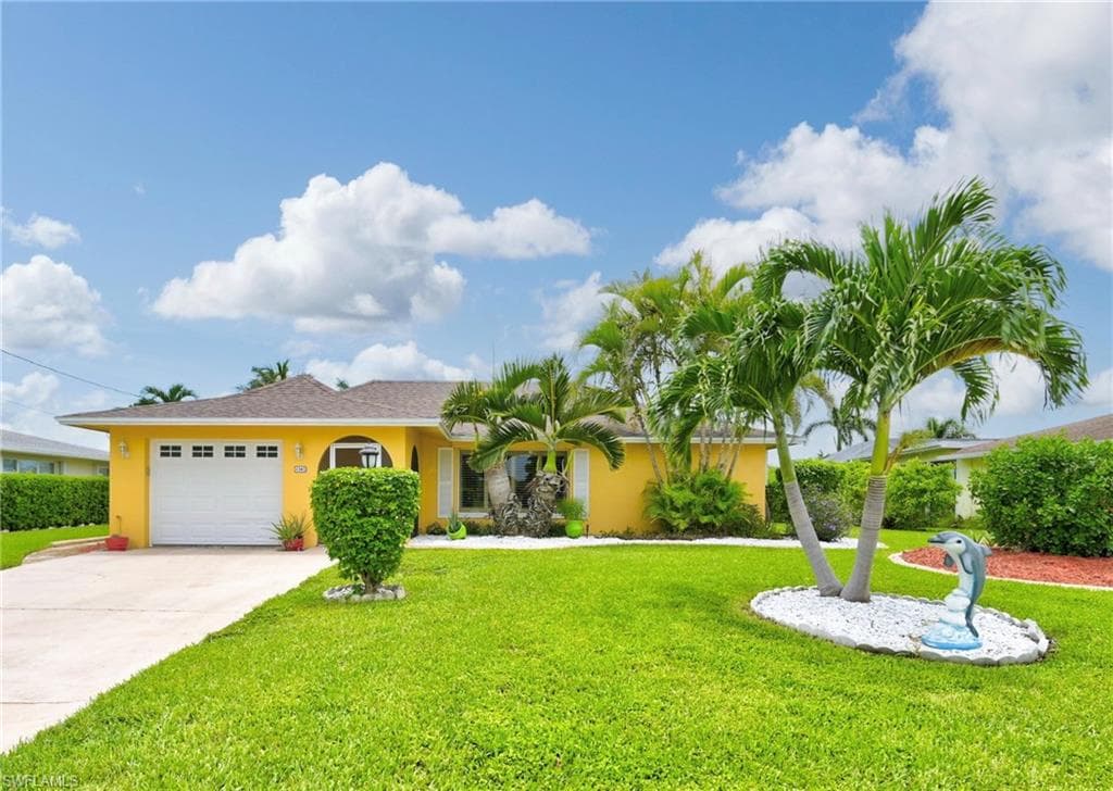 1302 Shelby PKY CAPE CORAL, FL 33904