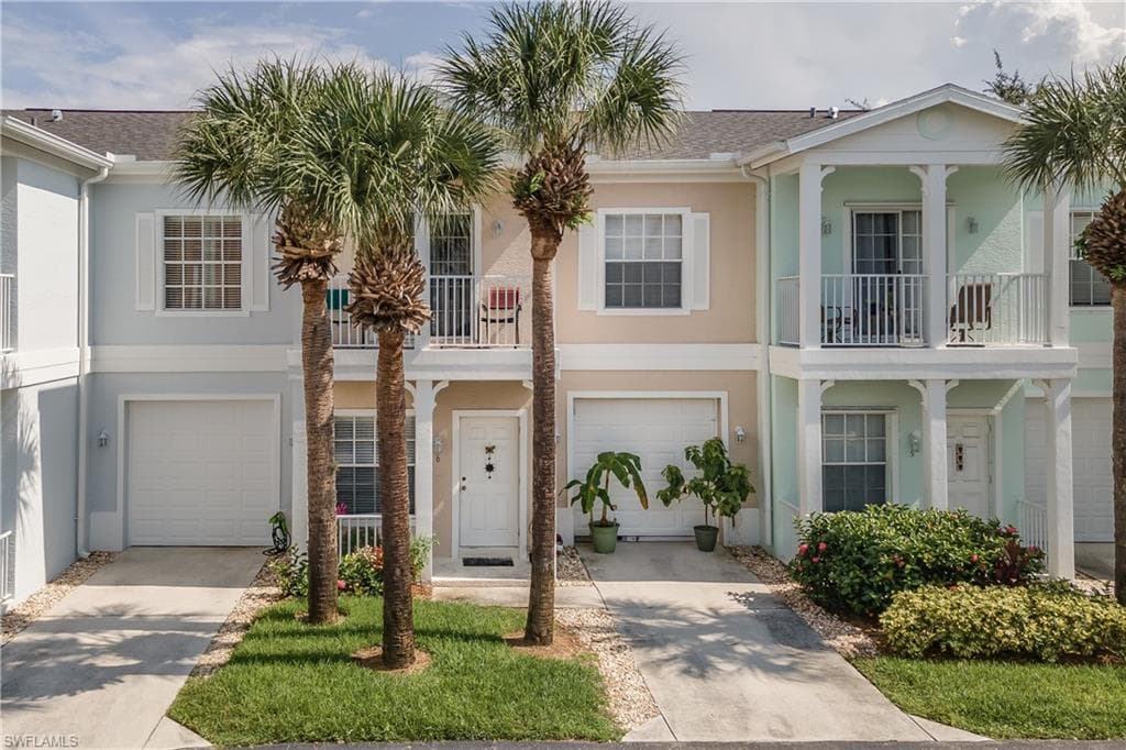 3265 Amanda LN 41 NAPLES, FL 34109