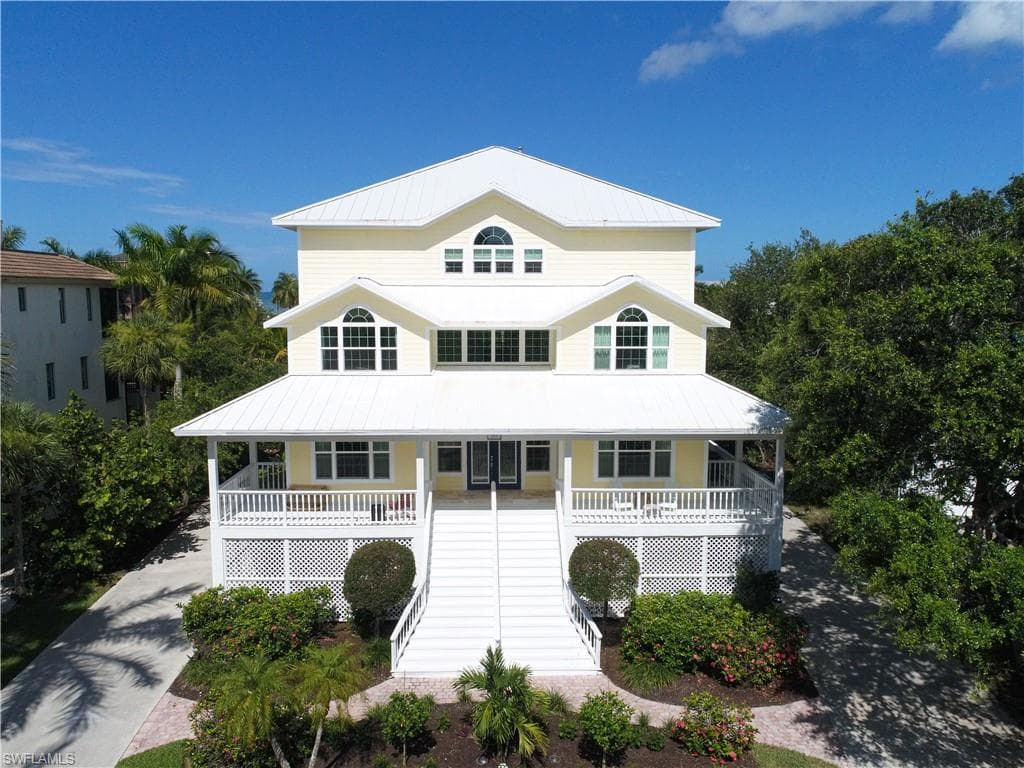 193 Topanga DR BONITA SPRINGS, FL 34134