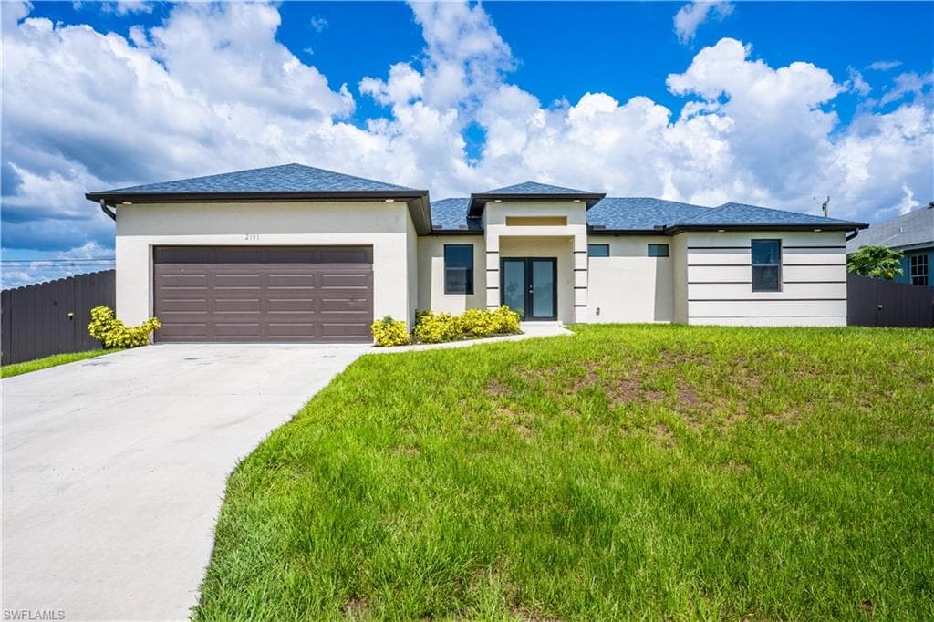 2101 NE 16th PL CAPE CORAL, FL 33909