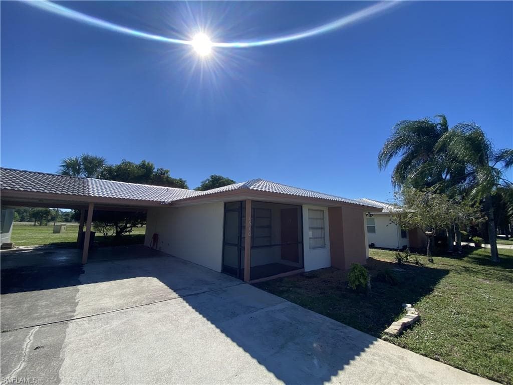 1610 Ridgecrest ST LEHIGH ACRES, FL 33936