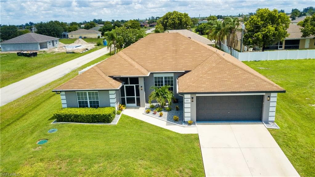 301 NE 13th ST CAPE CORAL, FL 33909
