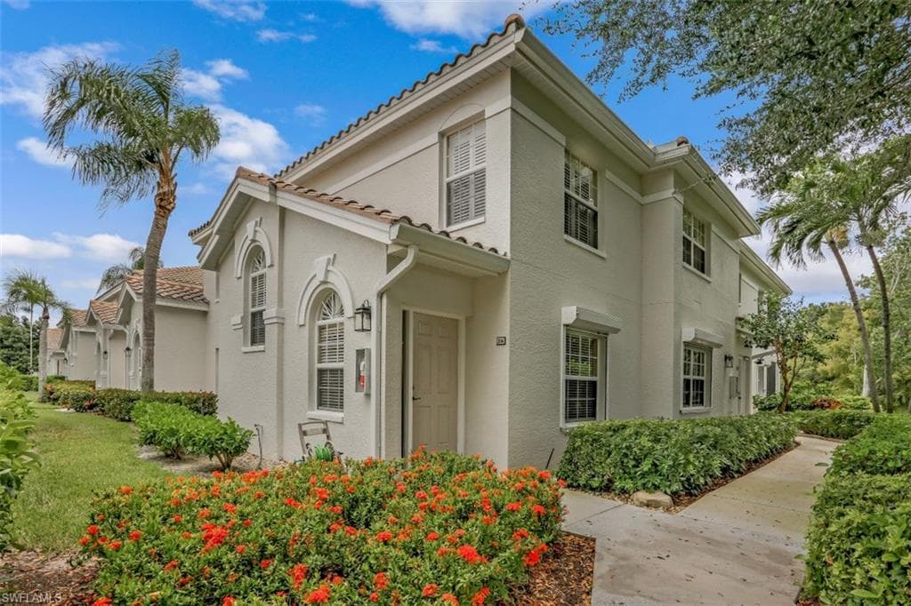 6934 Rain Lily CT 104 NAPLES, FL 34109