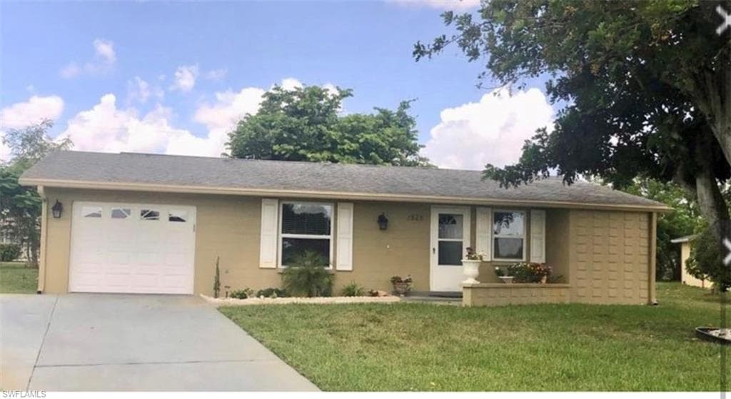 1528 Lindale CIR LEHIGH ACRES, FL 33936