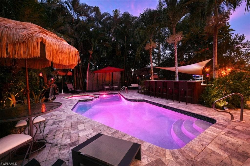 720 108th AVE N NAPLES, FL 34108