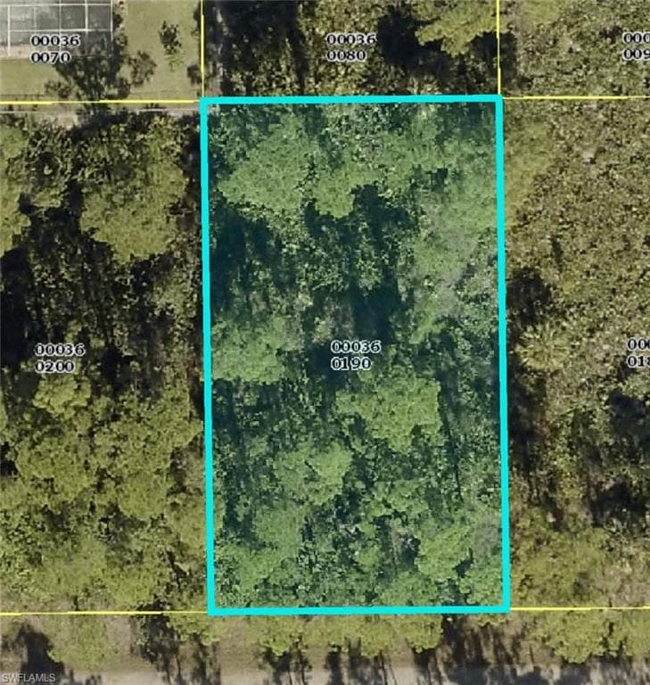 2810 18th ST W LEHIGH ACRES, FL 33971