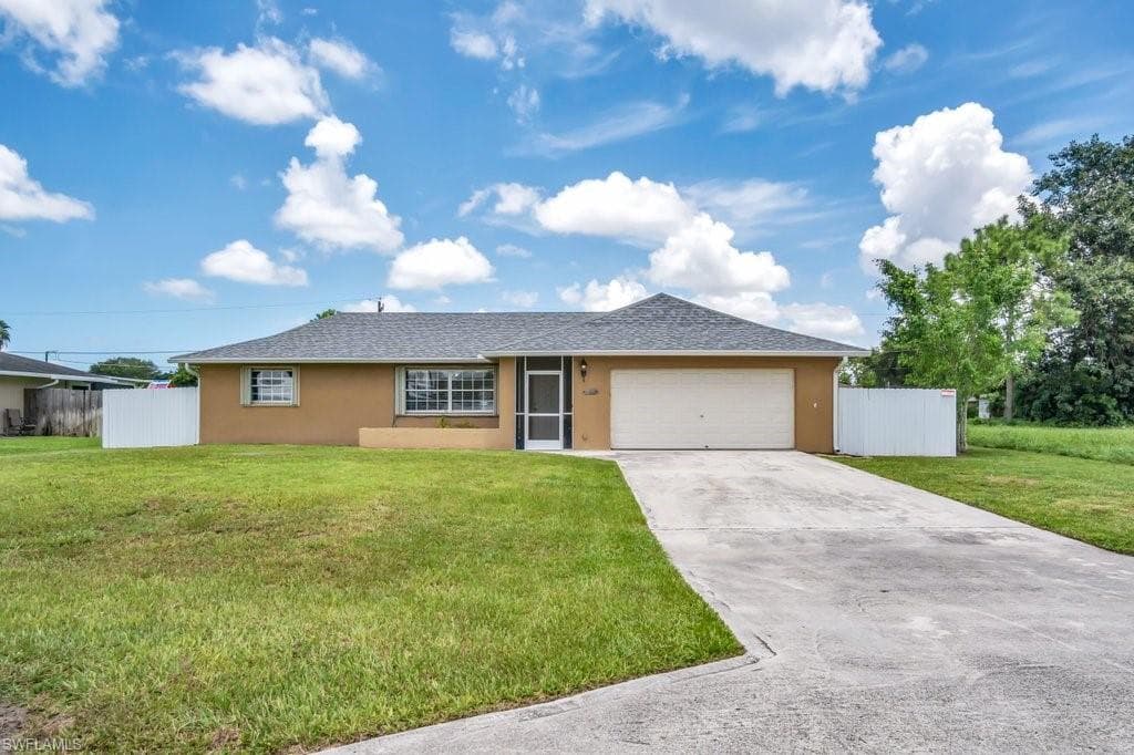 5417 27th AVE SW NAPLES, FL 34116