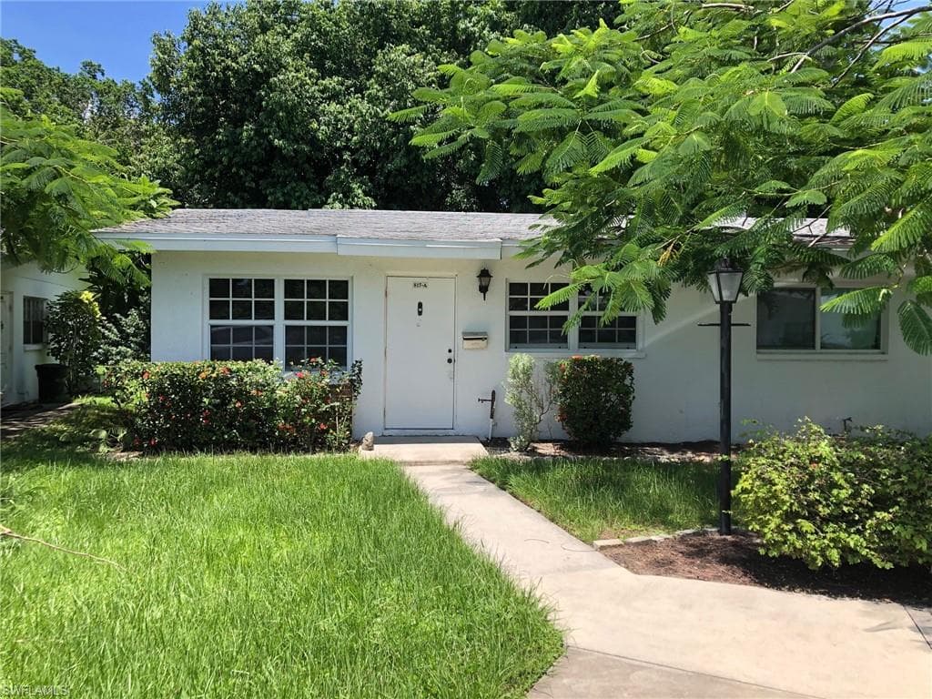 817 Courtington LN 1 FORT MYERS, FL 33919
