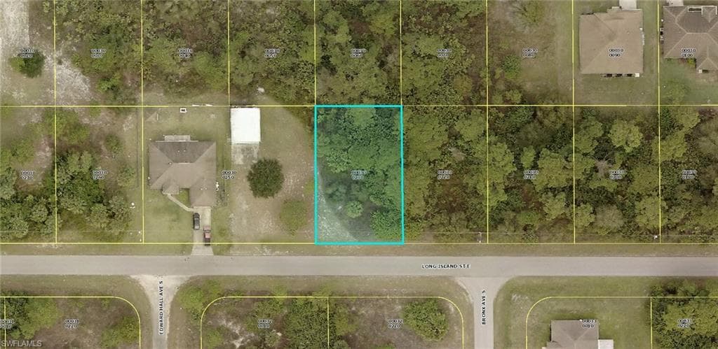 743 Long Island ST E LEHIGH ACRES, FL 33974
