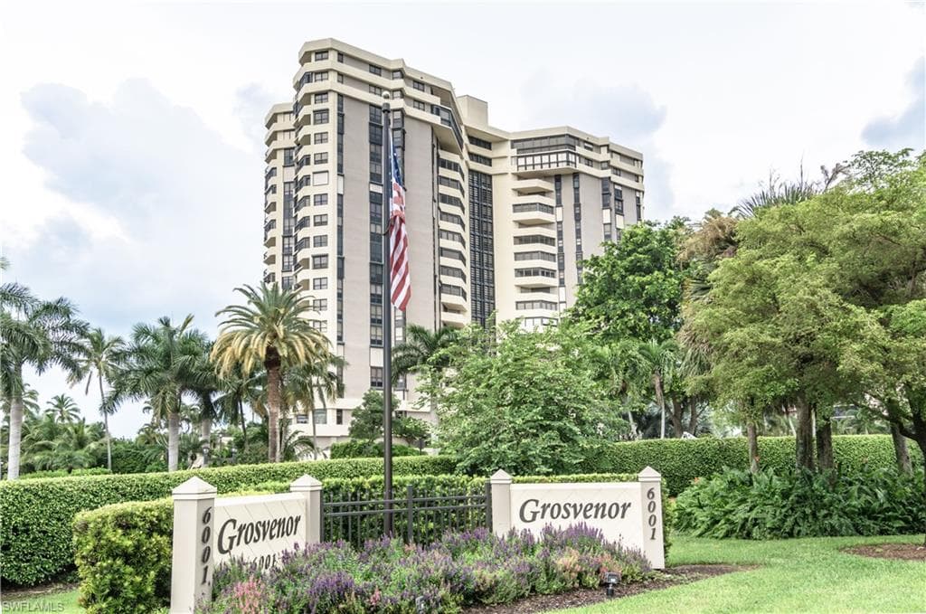 6001 Pelican Bay BLVD 1104 NAPLES, FL 34108