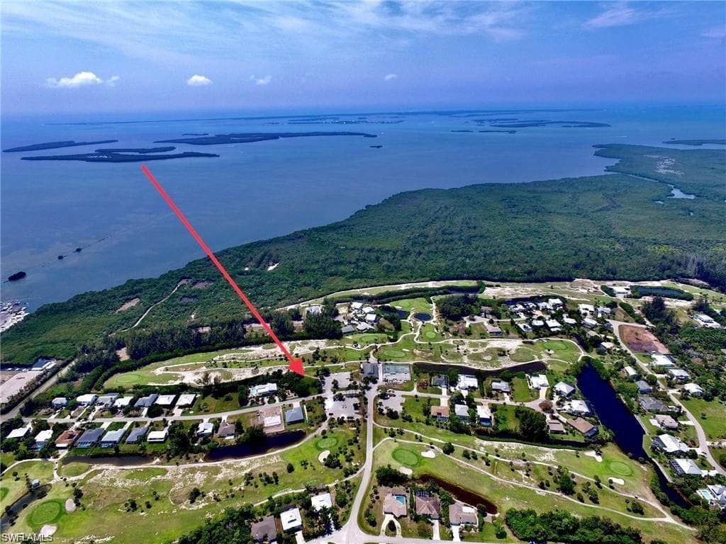 14247 Clubhouse DR BOKEELIA, FL 33922