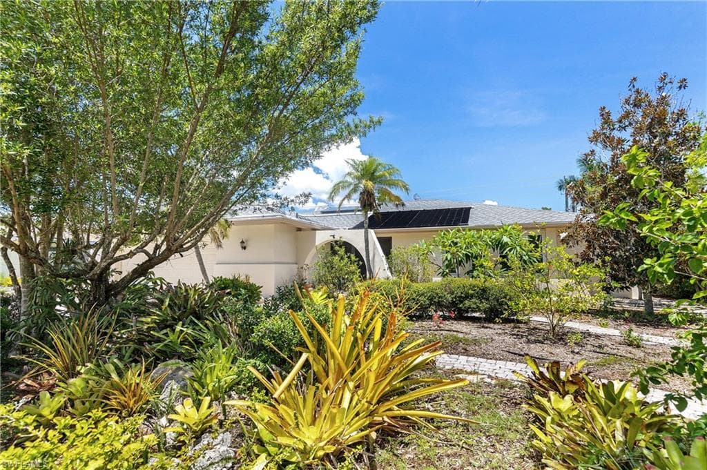 1551 Covington CIR E FORT MYERS, FL 33919