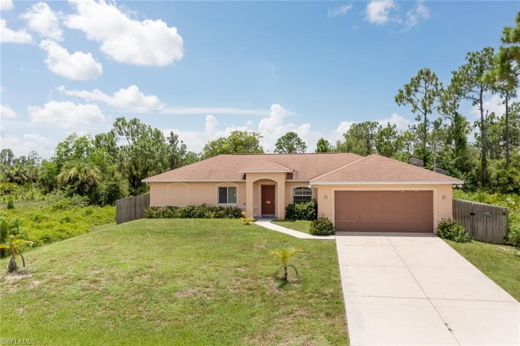 864 Nimitz BLVD LEHIGH ACRES, FL 33974