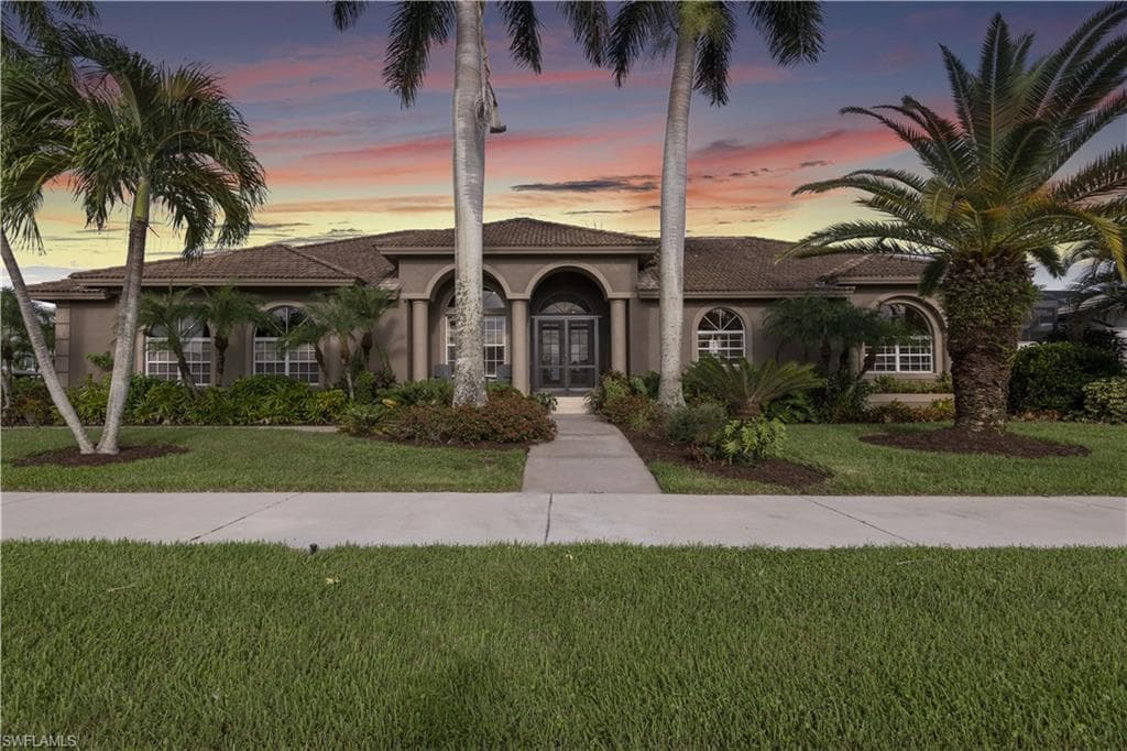 119 Barfield DR MARCO ISLAND, FL 34145