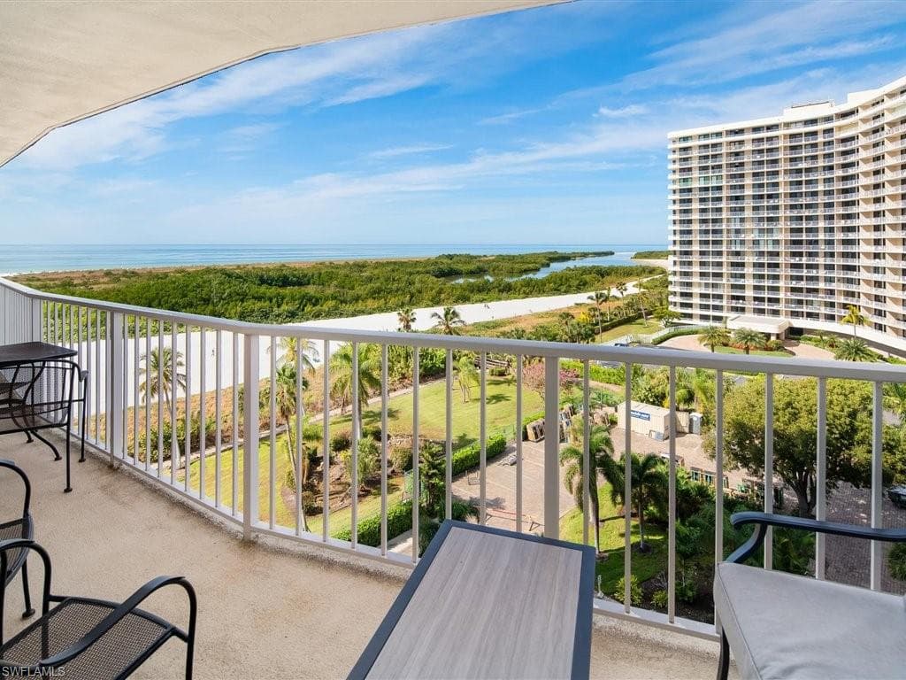320 Seaview CT 808 MARCO ISLAND, FL 34145