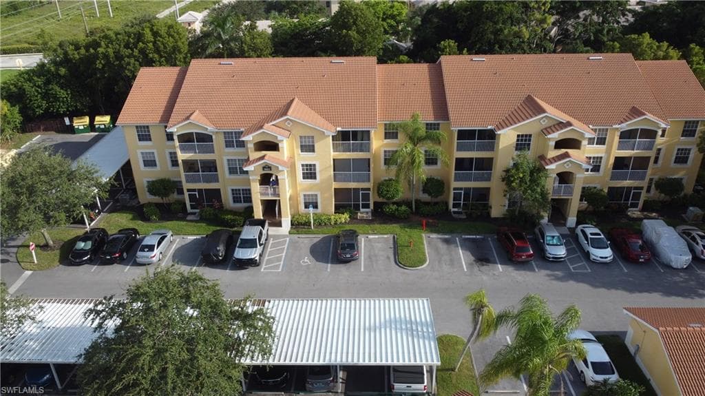 4665 Saint Croix LN 1525 NAPLES, FL 34109