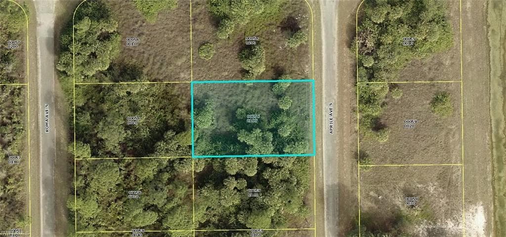 736 Aprile AVE S LEHIGH ACRES, FL 33974