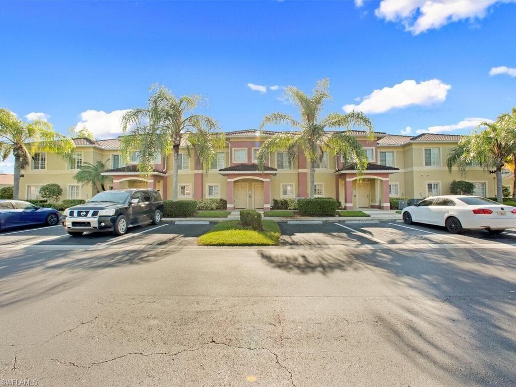 9445 Ivy Brook RUN 1104 FORT MYERS, FL 33913