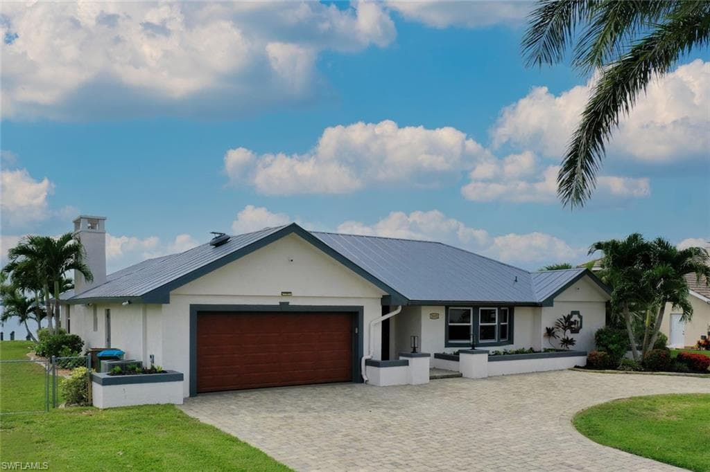 2612 SE 28th ST CAPE CORAL, FL 33904