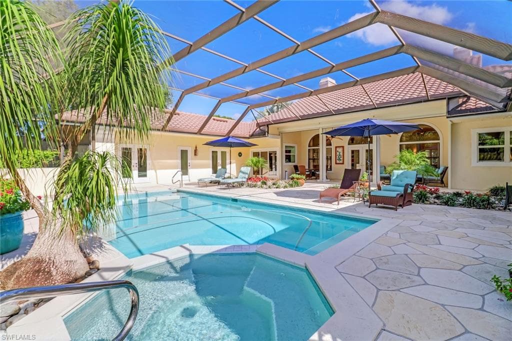 197 Edgemere WAY S NAPLES, FL 34105