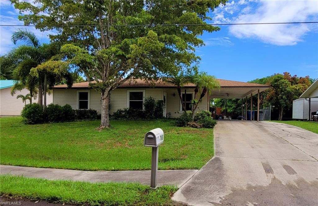 7140 Church ST FORT MYERS, FL 33908
