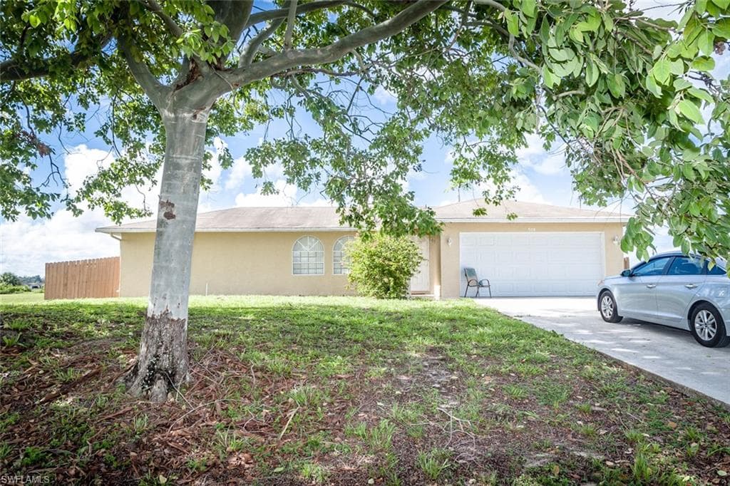508 23rd TER CAPE CORAL, FL 33993