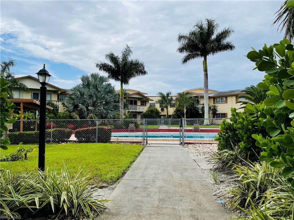 3704 Broadway 207 FORT MYERS, FL 33901