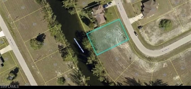 4304 NE 21st AVE CAPE CORAL, FL 33909
