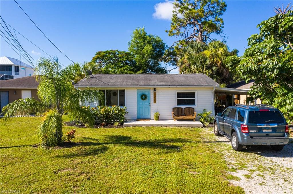 4725 Spring Creek DR BONITA SPRINGS, FL 34134