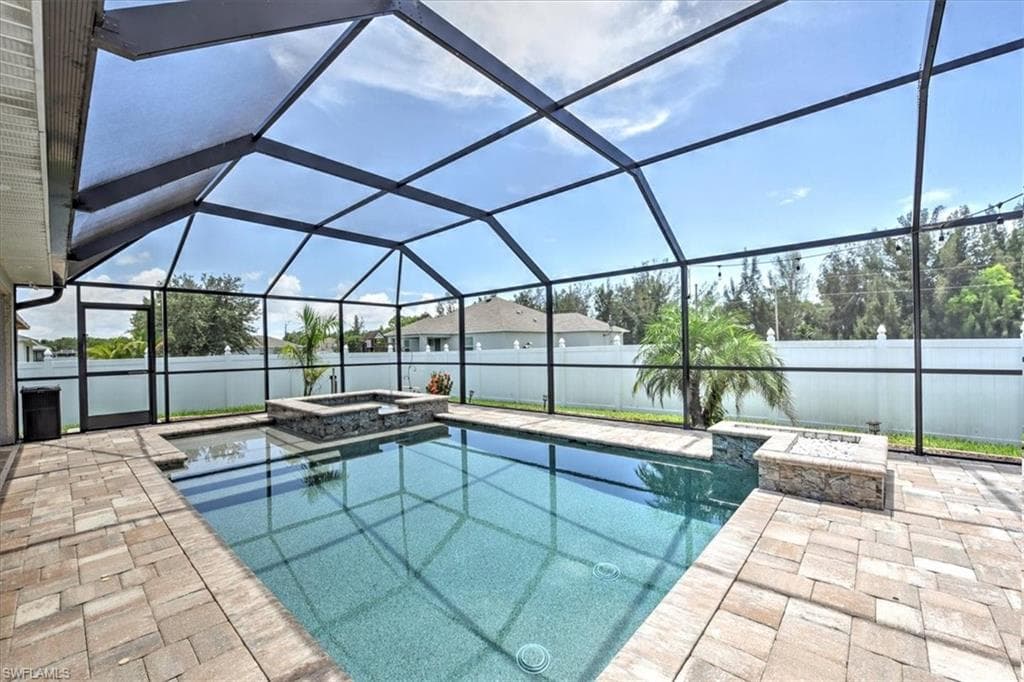 3826 NE 23rd PL CAPE CORAL, FL 33909