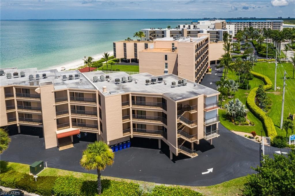 25850 Hickory BLVD 102 BONITA SPRINGS, FL 34134