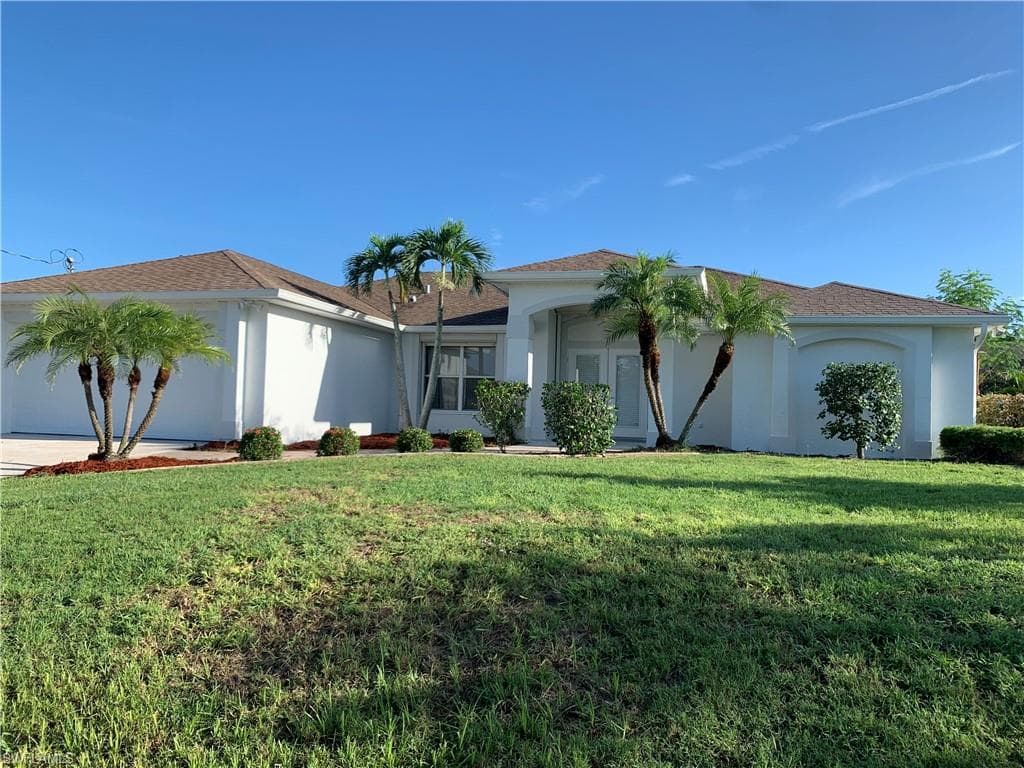 2303 SW 28th ST CAPE CORAL, FL 33914