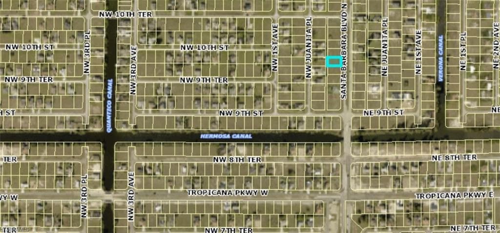 922 Santa Barbara BLVD N CAPE CORAL, FL 33993