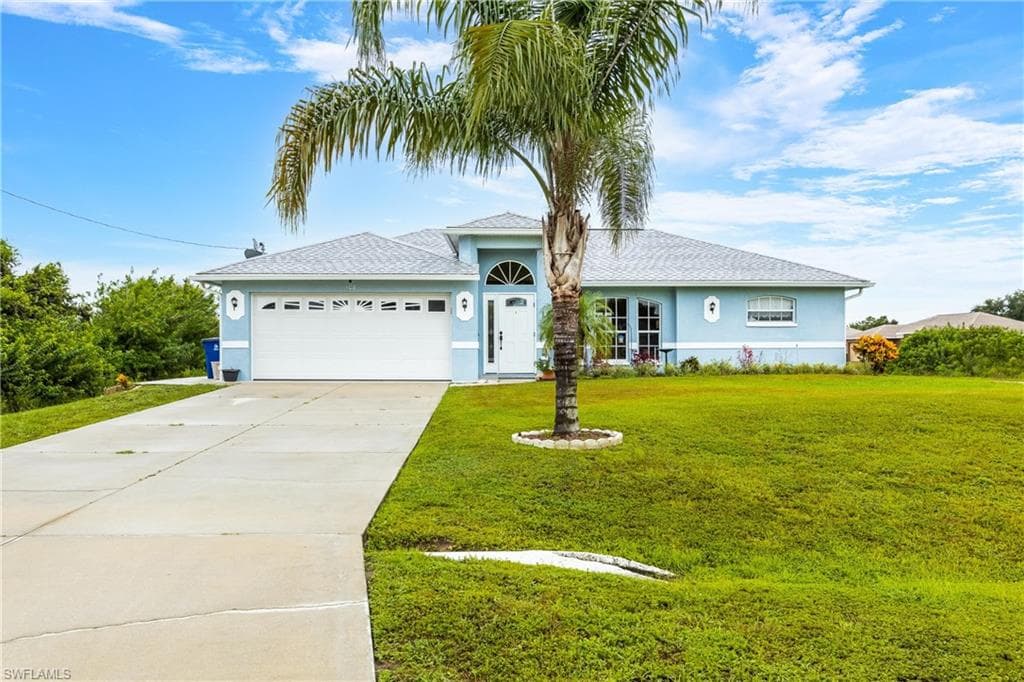 108 Palatine ST LEHIGH ACRES, FL 33974