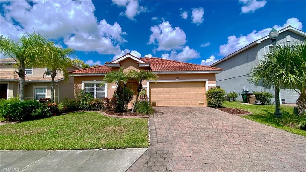 2020 Cape Heather CIR CAPE CORAL, FL 33991