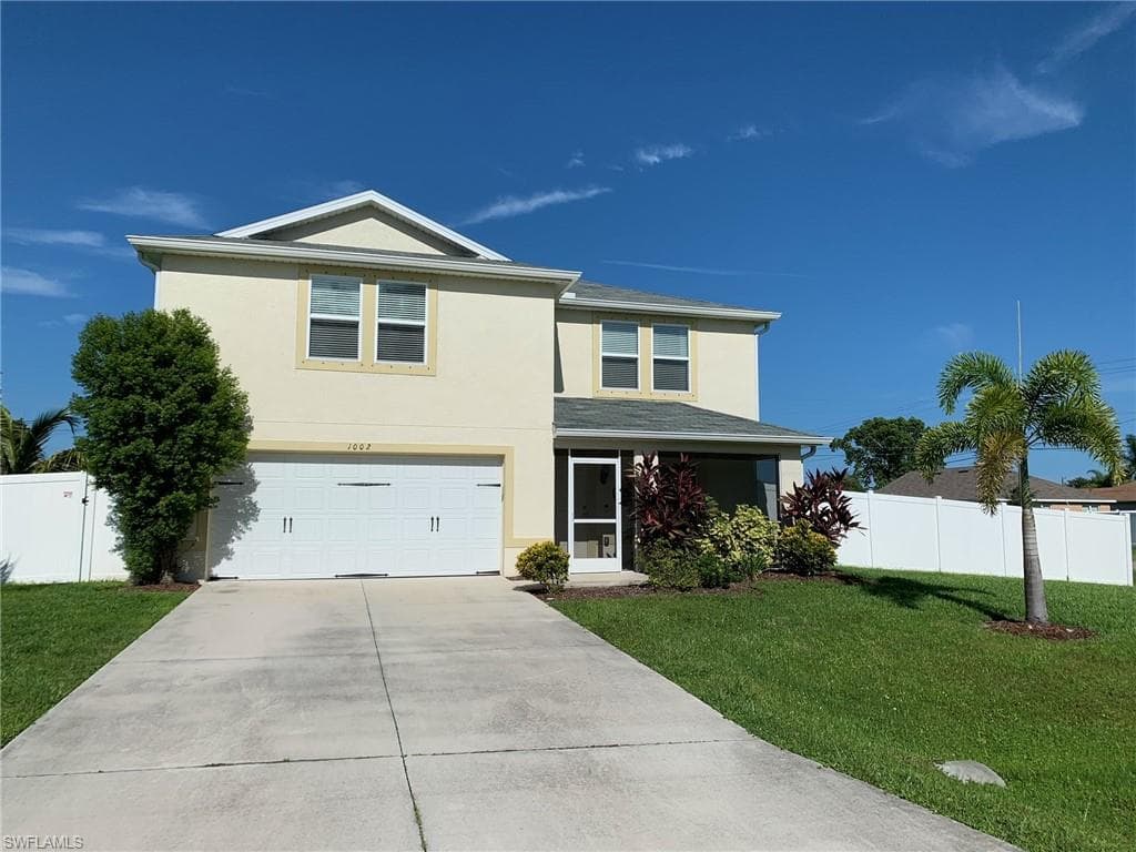 1002 SW 9th CT CAPE CORAL, FL 33991