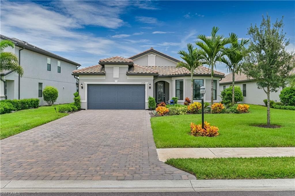 17374 Ashcomb WAY ESTERO, FL 33928