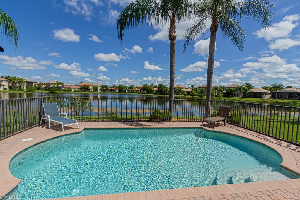 10487 Winged Elm LN FORT MYERS, FL 33913