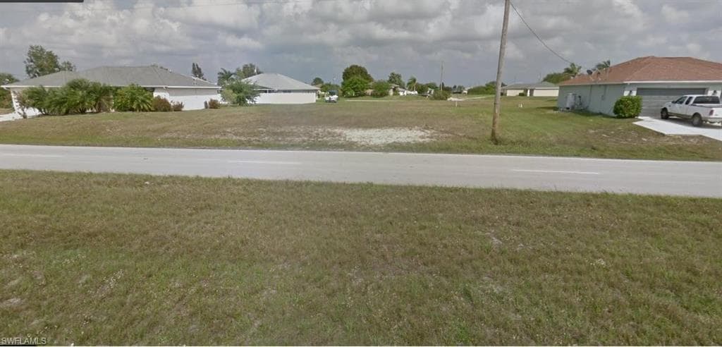 1201 Santa Barbara BLVD N CAPE CORAL, FL 33993