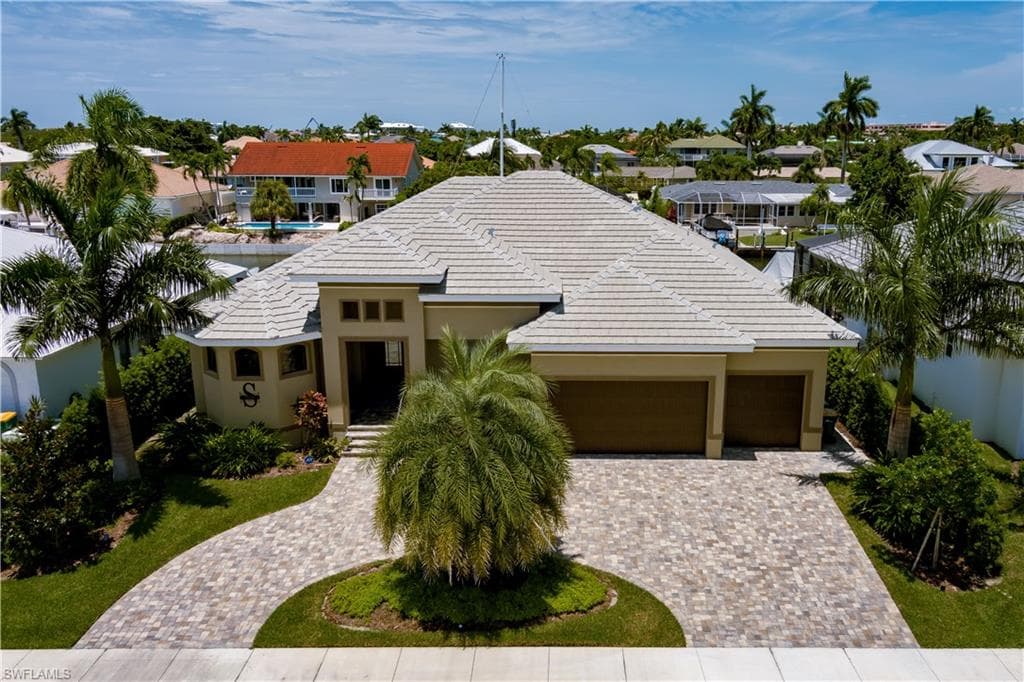 842 Elm CT MARCO ISLAND, FL 34145