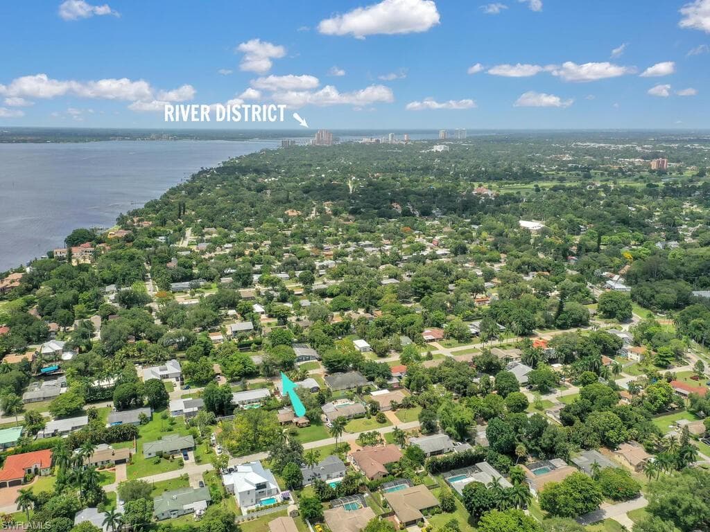 1259 Carlene AVE FORT MYERS, FL 33901