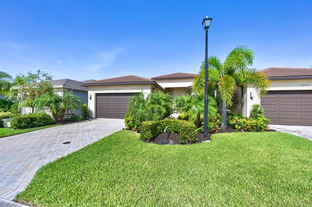 28404 Burano DR BONITA SPRINGS, FL 34135