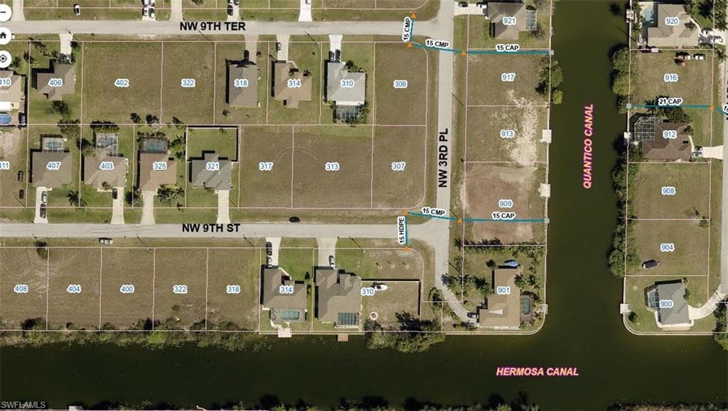 313 NW 9th ST CAPE CORAL, FL 33993