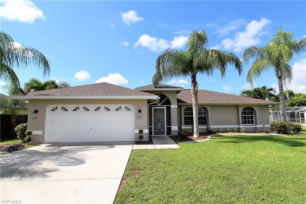 134 SE 28th TER CAPE CORAL, FL 33904