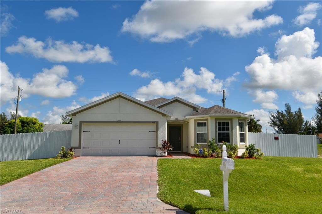 505 SW 27th TER CAPE CORAL, FL 33914