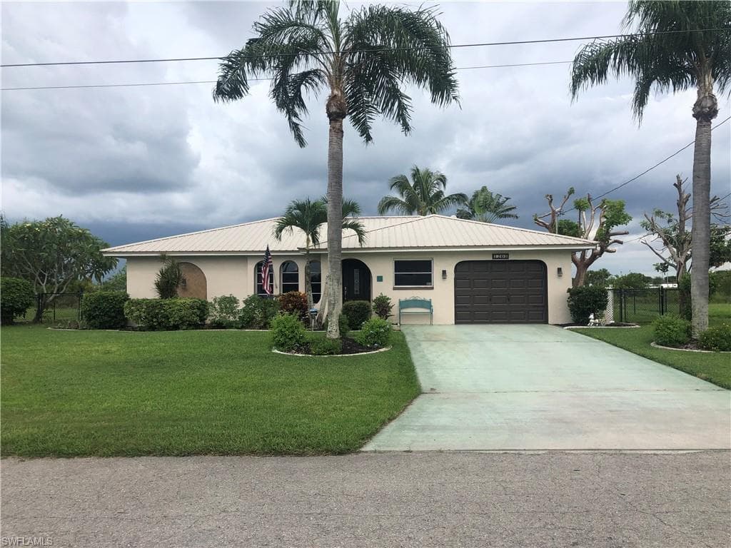1205 NE 14th PL CAPE CORAL, FL 33909