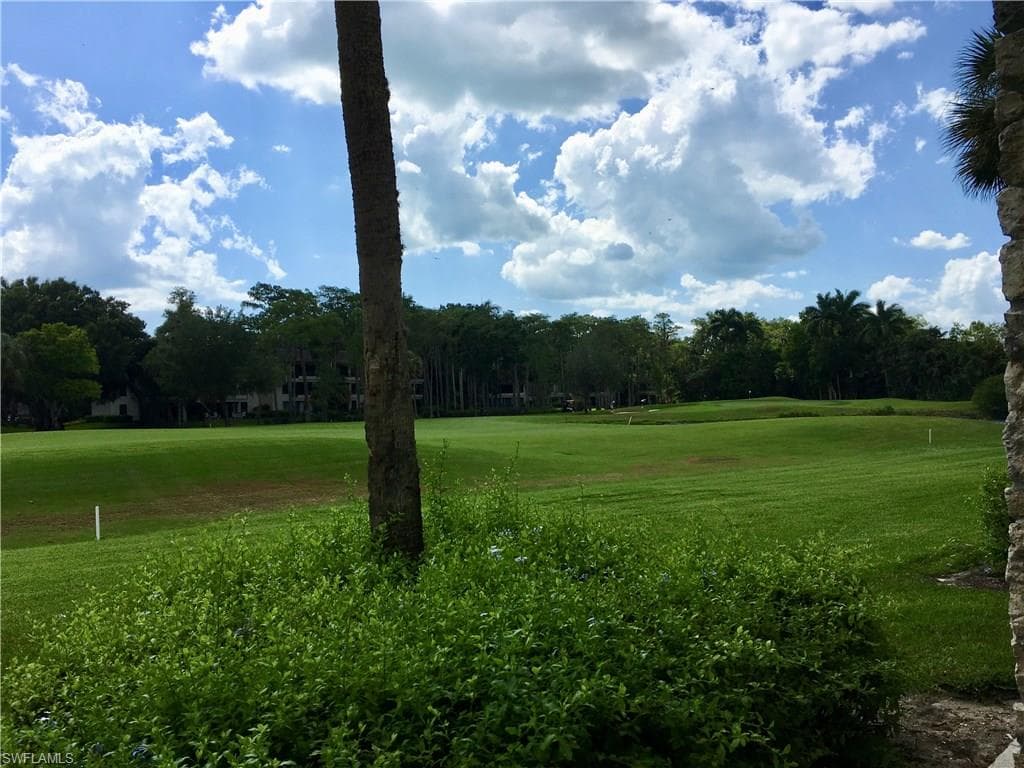 104 Clubhouse DR H-171 NAPLES, FL 34105